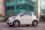 Scion iQ 2012 года
